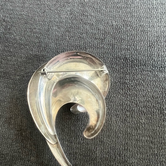 Vintage Pin - Picture 2 of 2